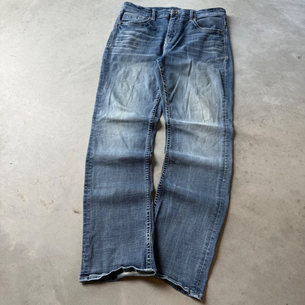 BKE Tyler Slim Fit Straight Leg Jeans Mens 33x32 Blue Medium Wash Denim 779